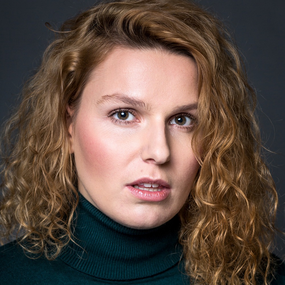 Lara  Bumbacher